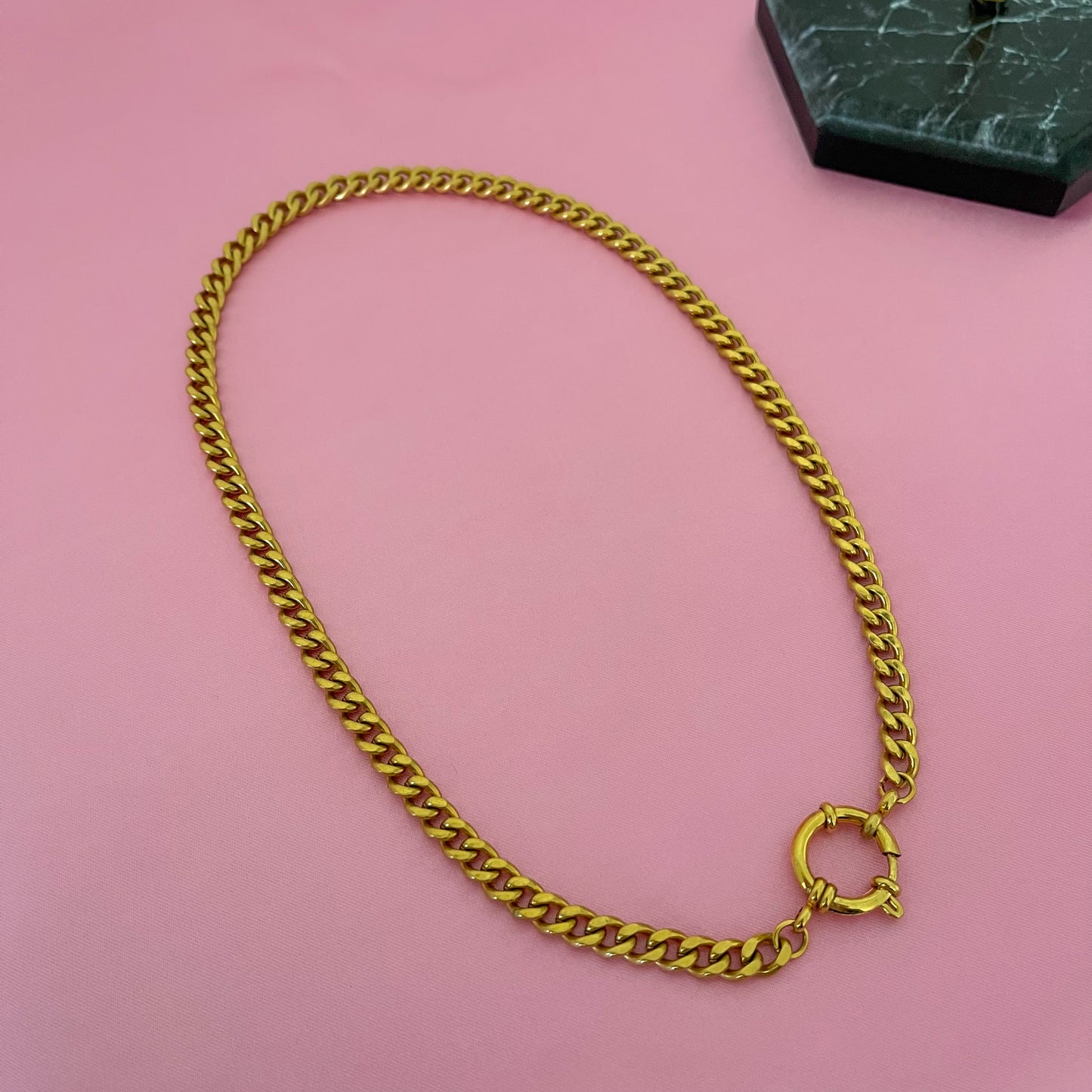 Ella Chain